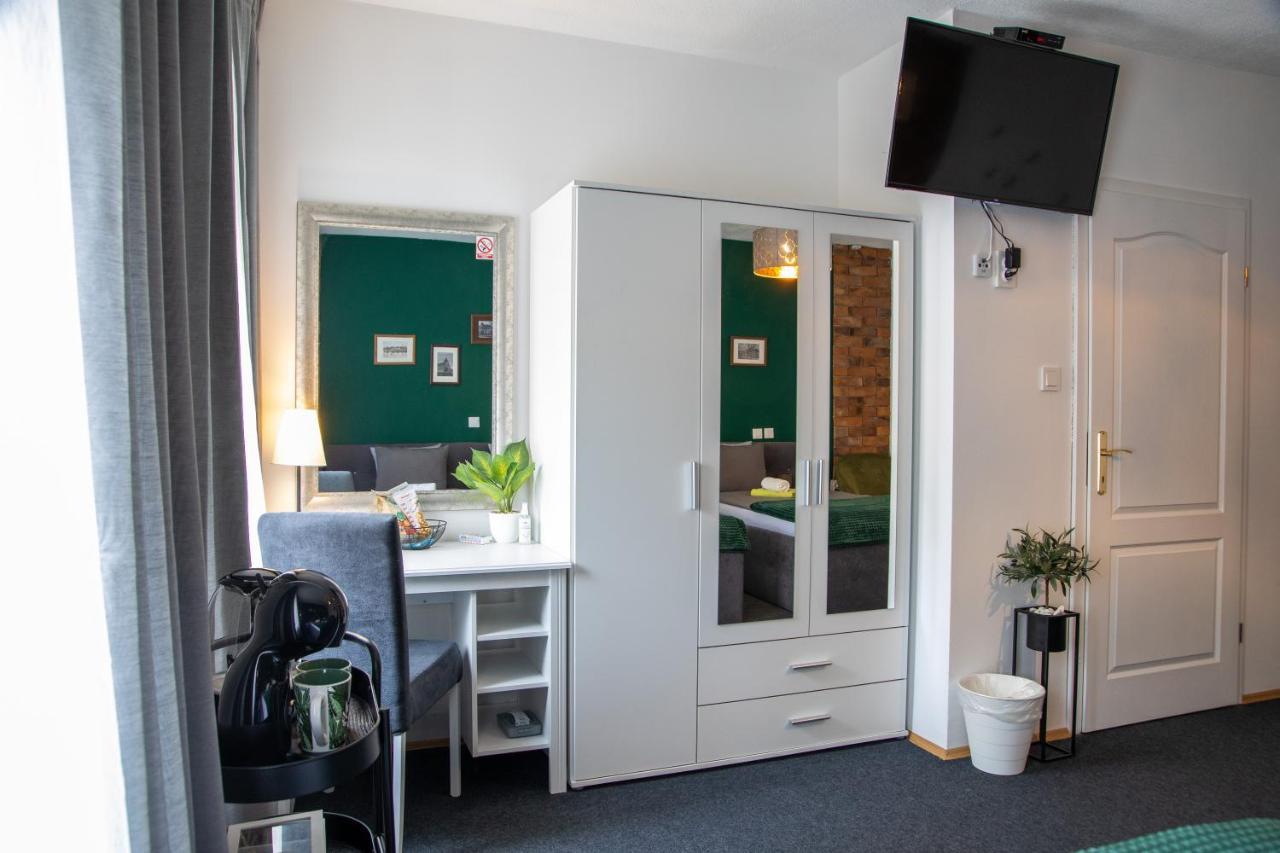 Rooms Bauman Осиек Экстерьер фото